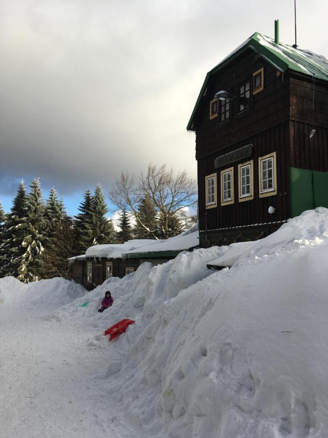 Turnovska Chata Kořenov Buitenkant foto